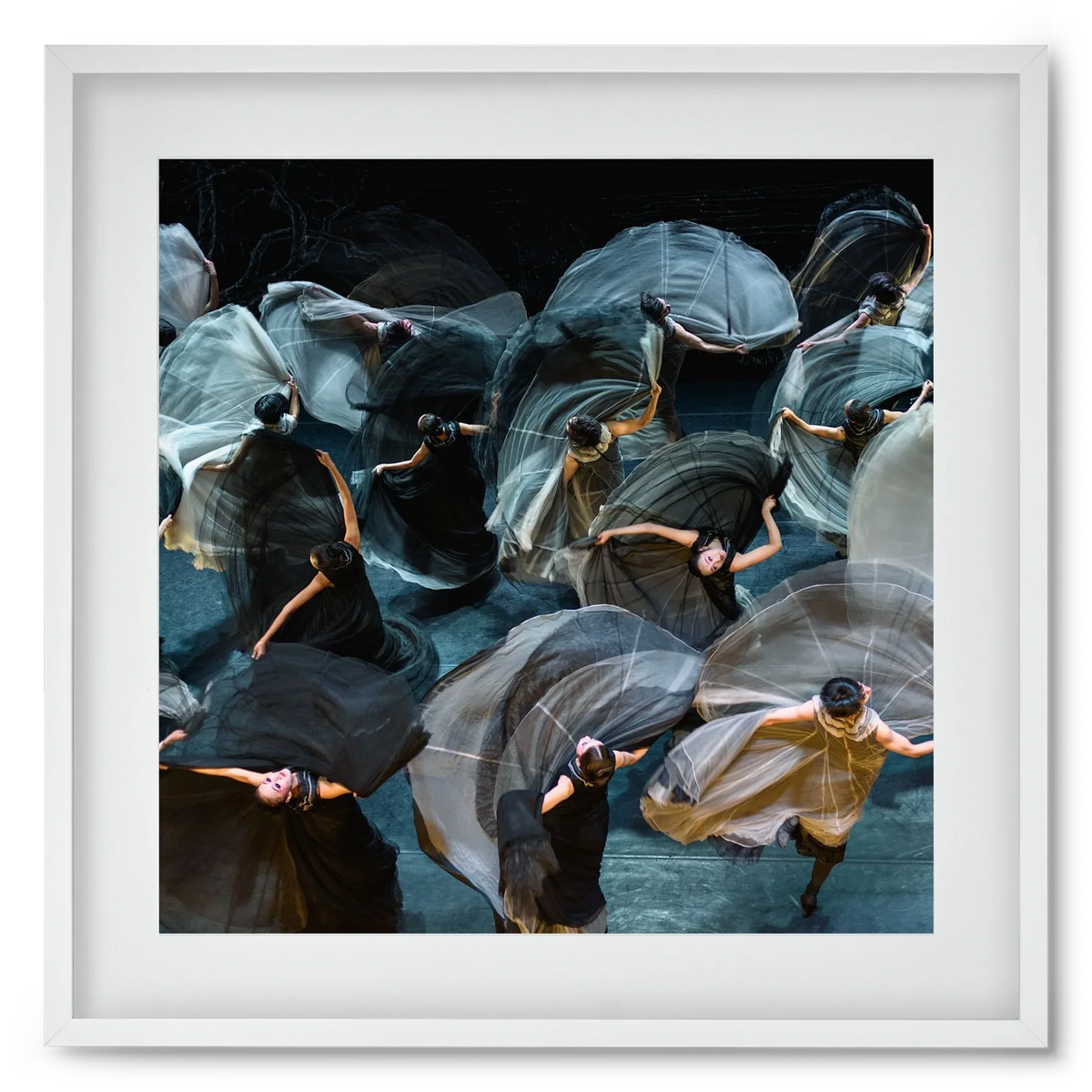 ocean of skirts 2 square - artbridge