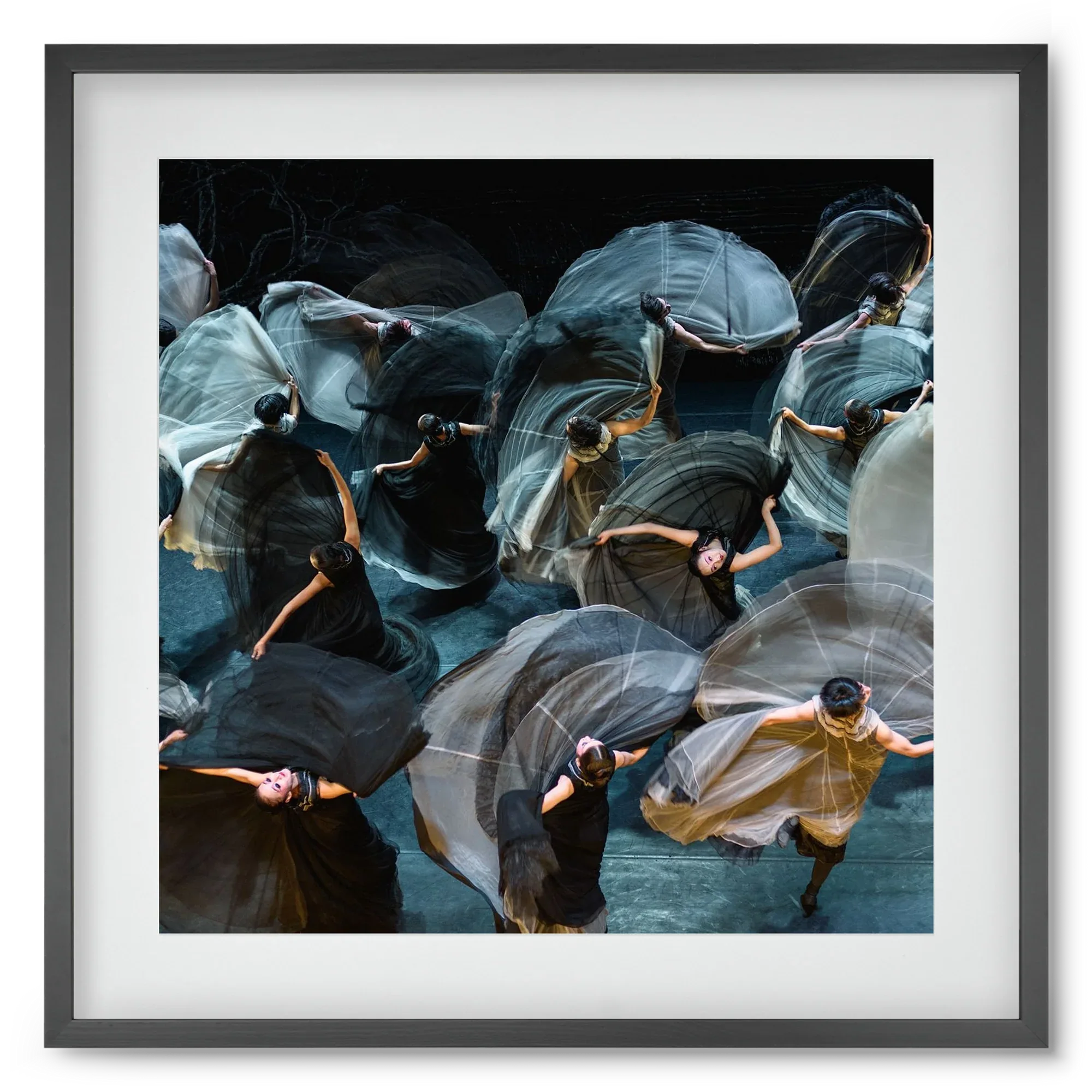 ocean of skirts 2 square - artbridge