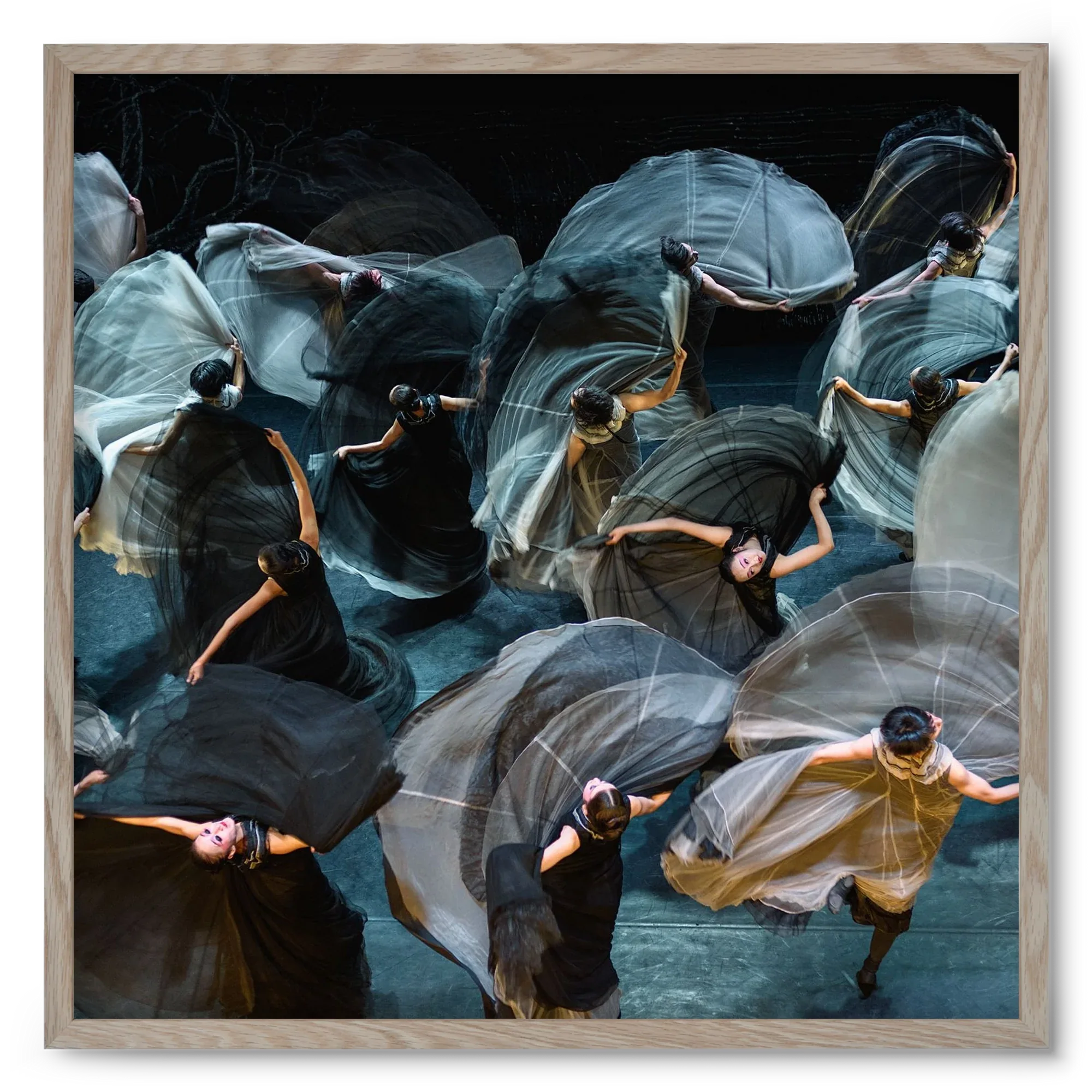 ocean of skirts 2 square - artbridge