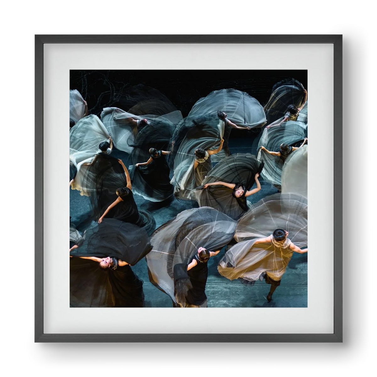 ocean of skirts 2 square - artbridge