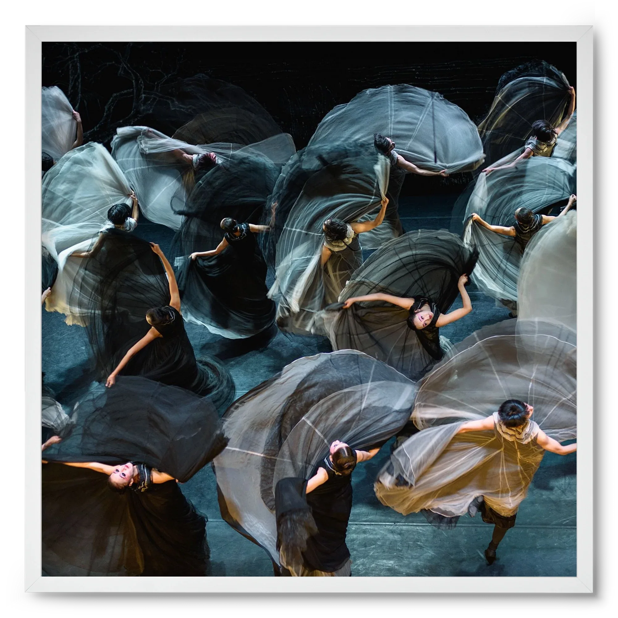 ocean of skirts 2 square - artbridge