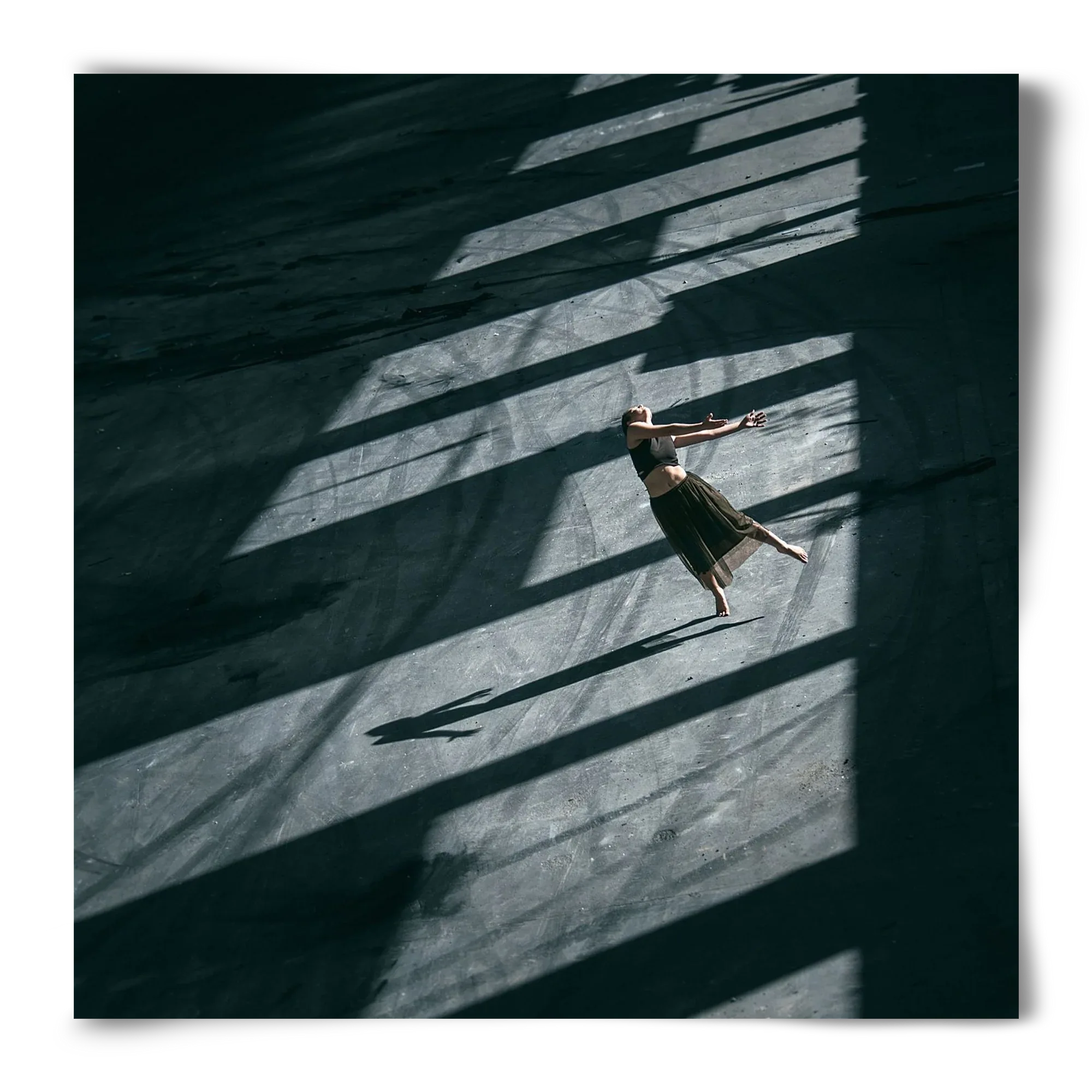 fallin' - artbridge