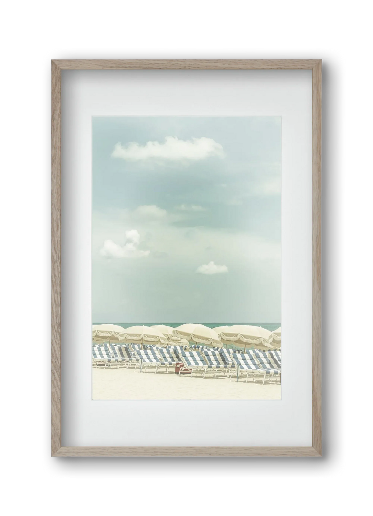 Vintage beach scene - artbridge