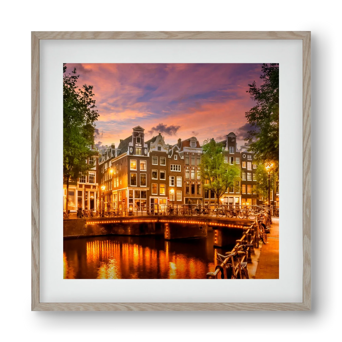 AMSTERDAM Idyllic impression from Singel - artbridge