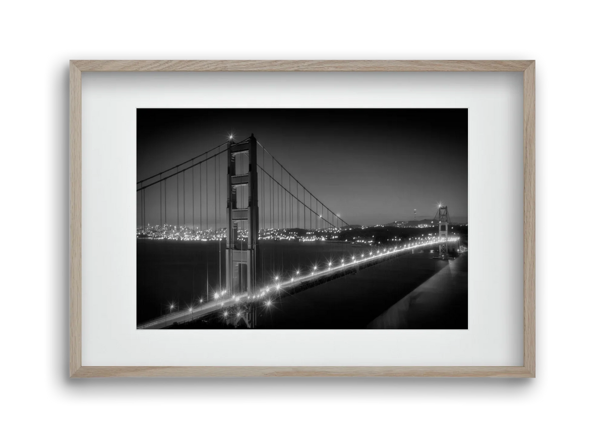 Evening Cityscape of Golden Gate Bridge | Monochrome - artbridge