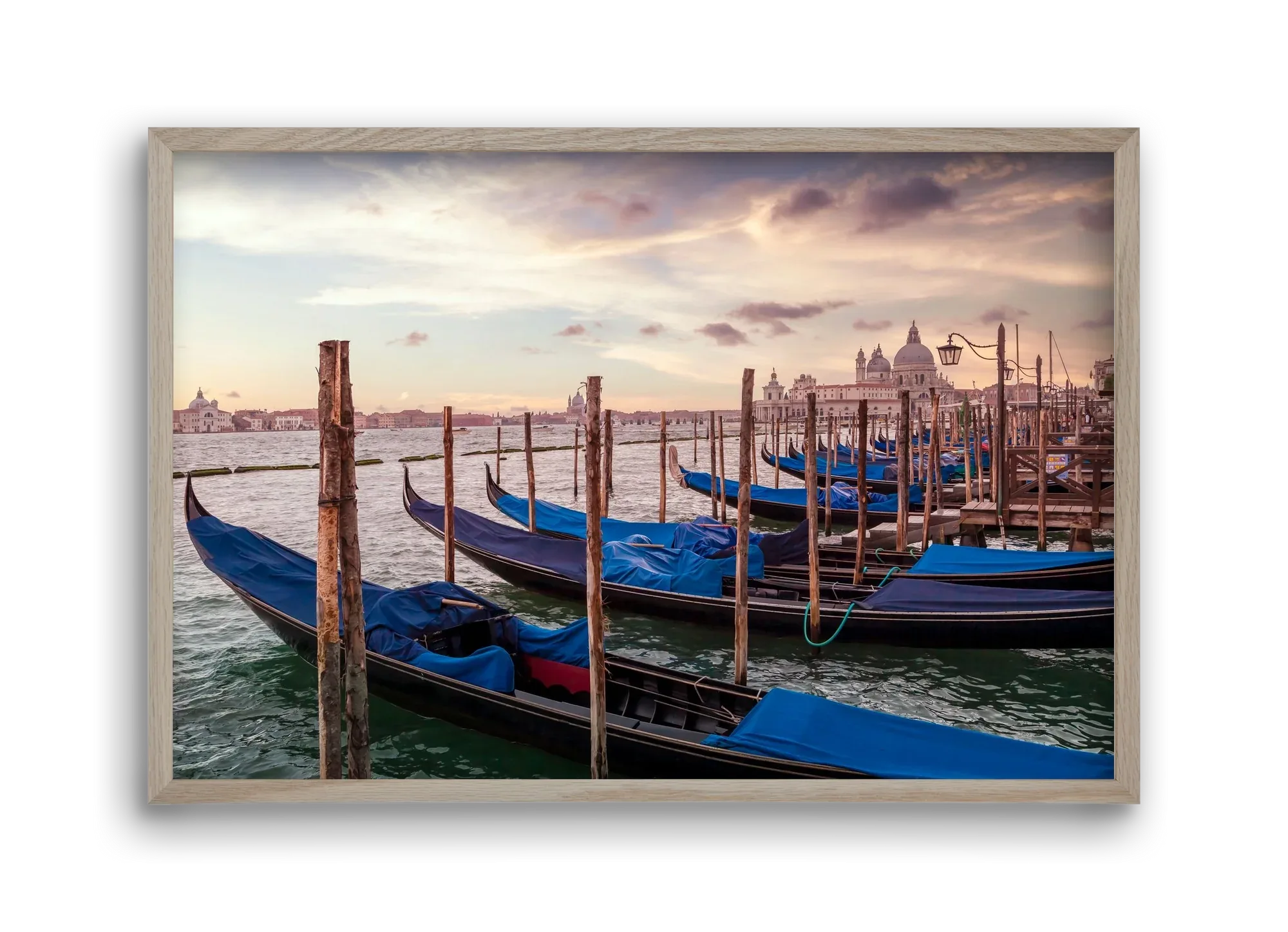 VENICE Gondolas & Santa Maria della Salute - artbridge