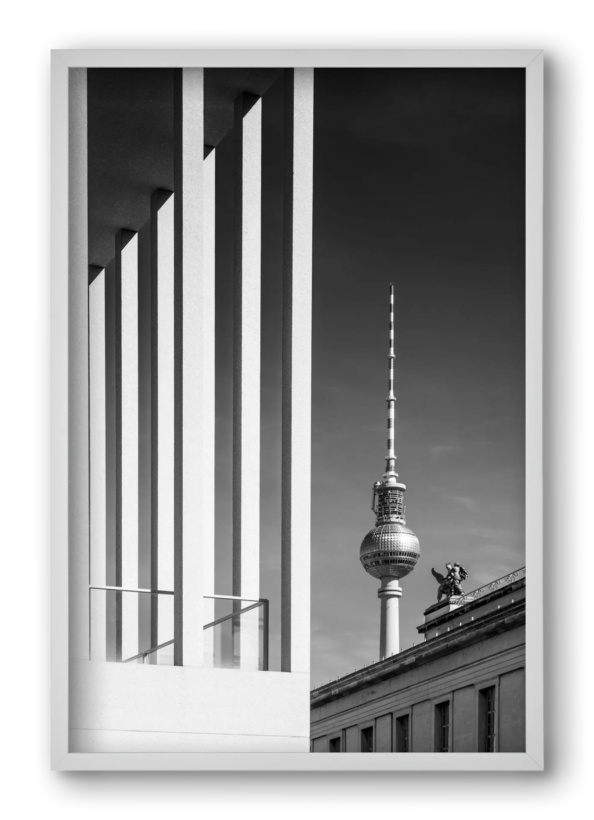 BERLIN Television Tower & Museum Island | Monochrome - artbridge