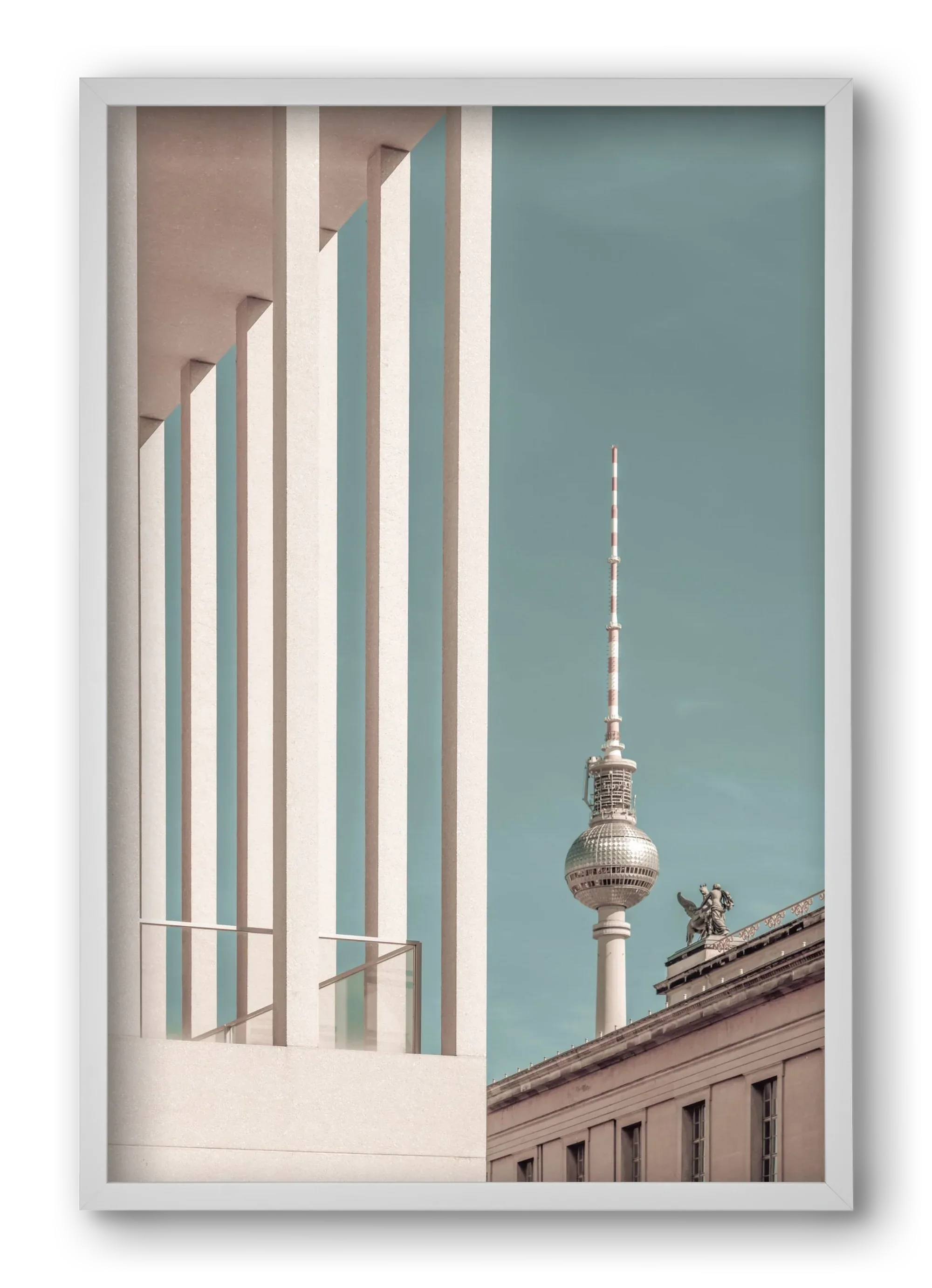 BERLIN Television Tower | urban vintage style - artbridge