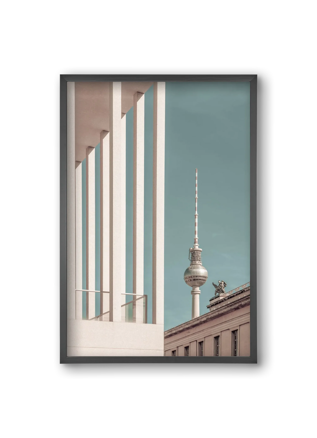 BERLIN Television Tower | urban vintage style - artbridge