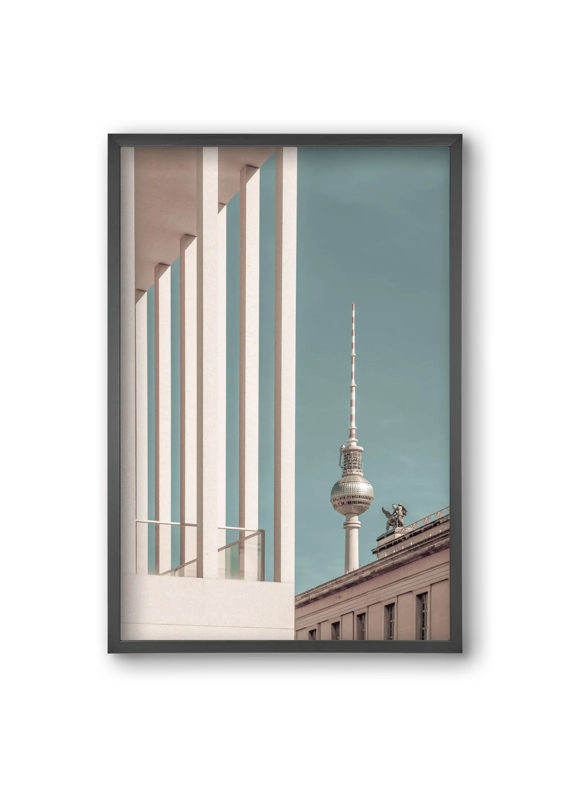 BERLIN Television Tower | urban vintage style - artbridge