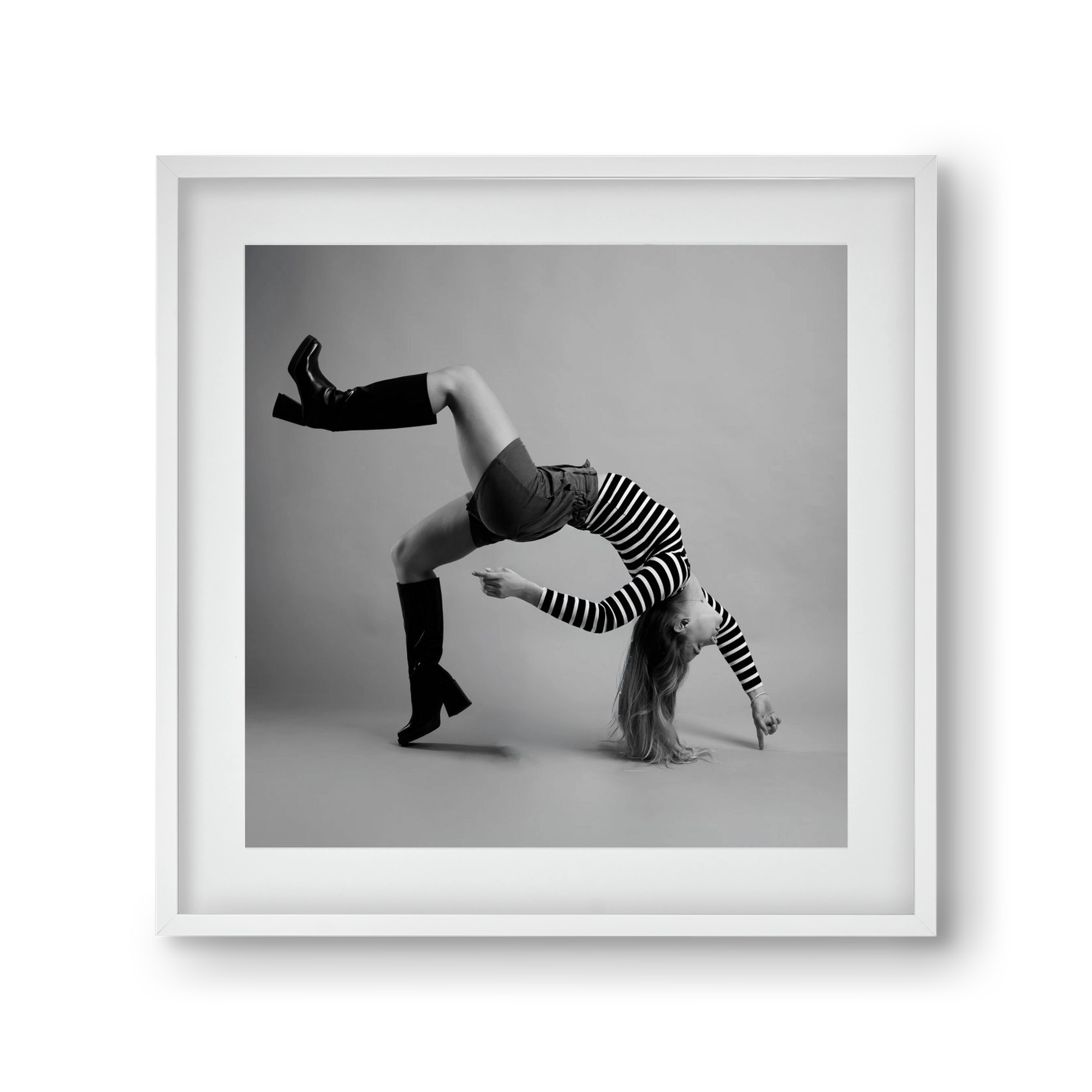 Balance, 30x30 cm (20x20 cm), Fehér keret, paszpartuval