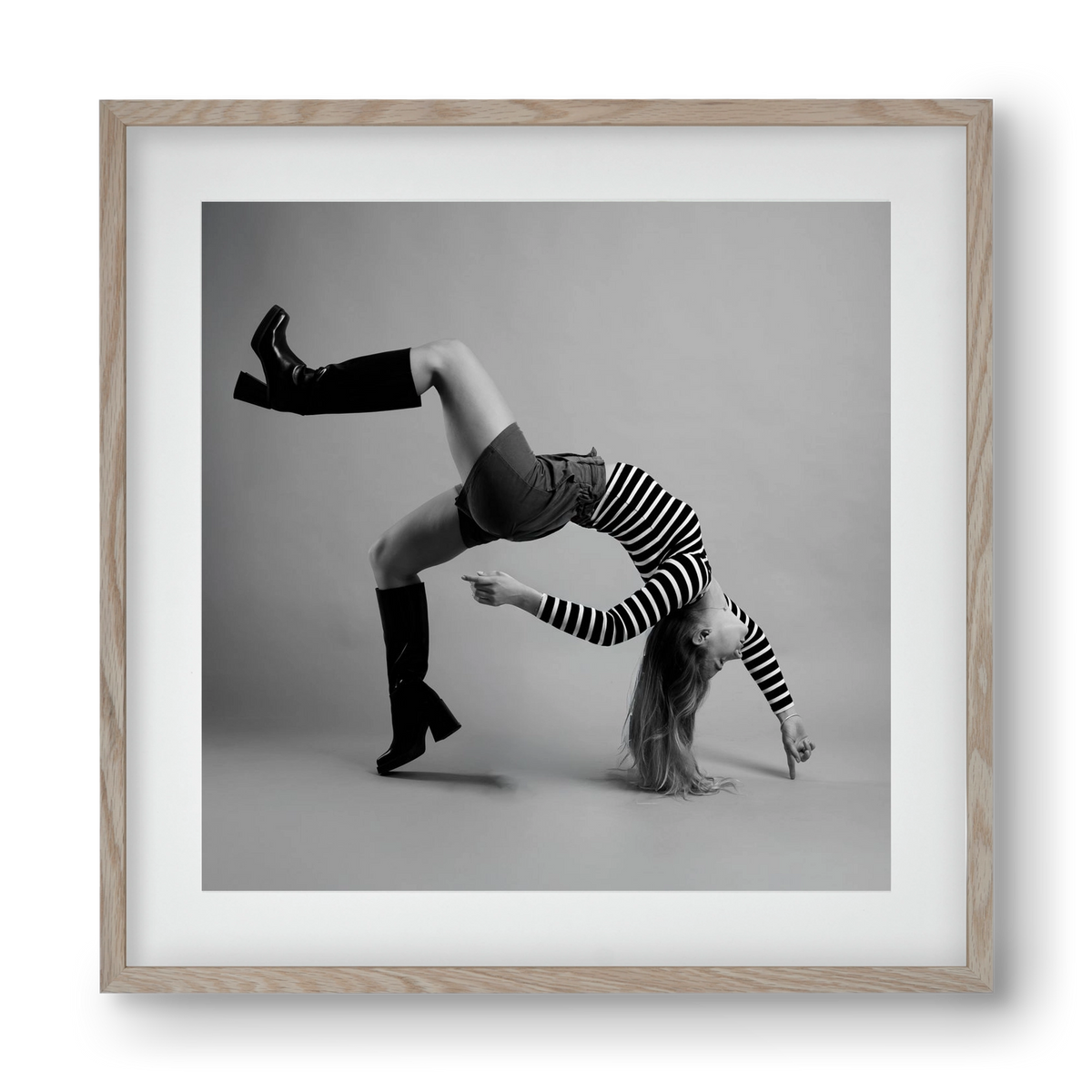 Balance, 40x40 cm (30x30 cm), Tölgy keret, paszpartuval